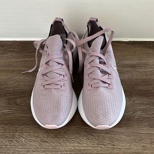 Nike React Infinity Run Flyknit (women’s 8) - never worn -no box)